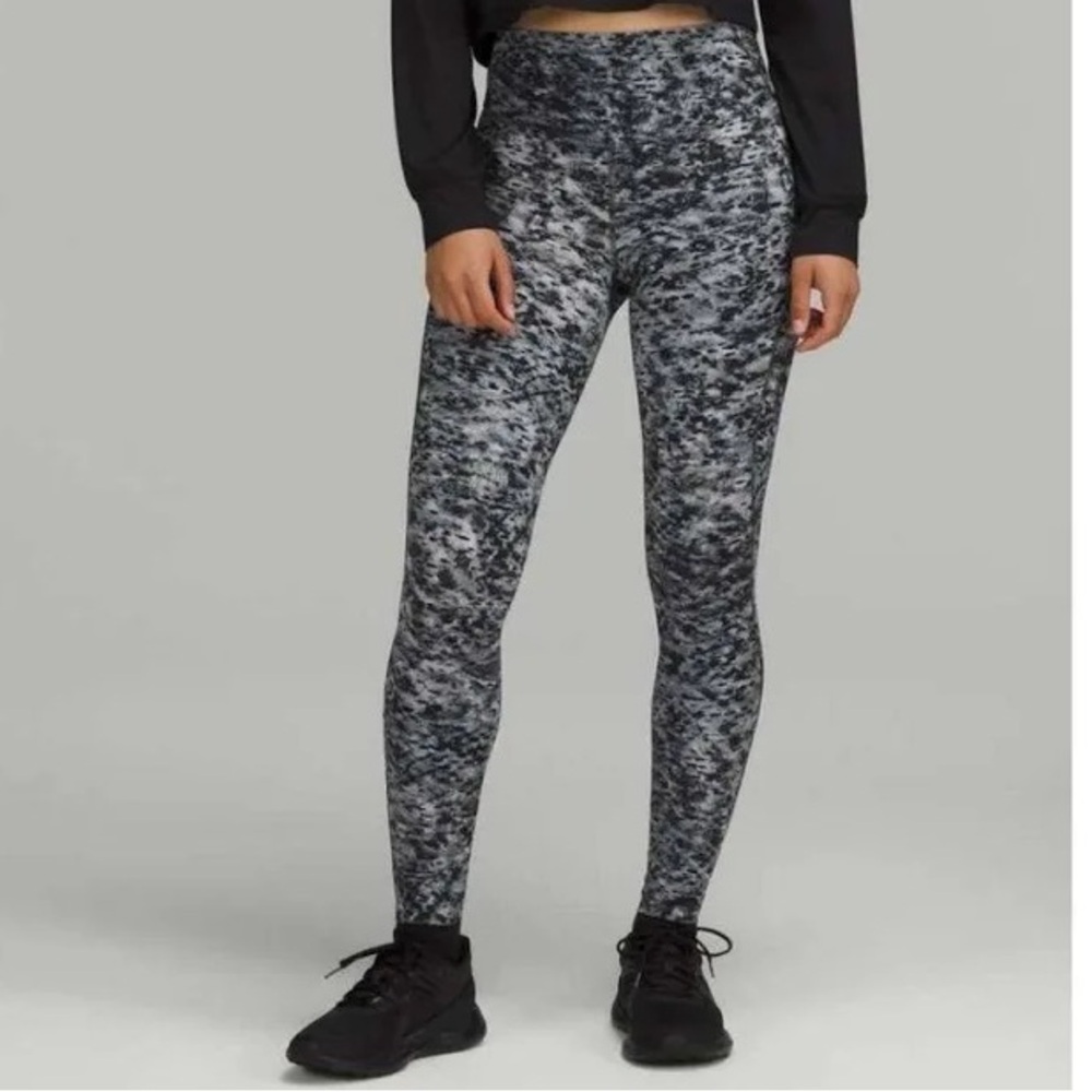 Lululemon Base Pace High Rise Tights Running Leggings size 2 Estuary Grey Multi